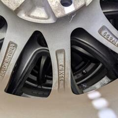 売り切り!スタッドレスタイヤ　ノア・ヴォクシー・セレナにおすすめ