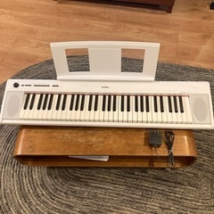 ヤマハ　電子キーボード　ﾋﾟｱｼﾞｪｰﾛ NP-12 電子ピアノ　