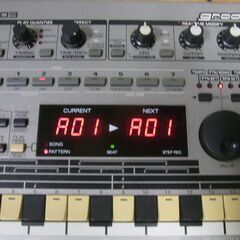Roland MC-303 Dance系 Sequencer machine groove box シーケンサー