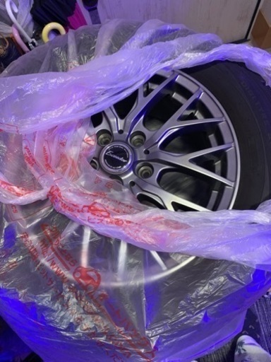 新規問合せ終了 ダンロップ 215/60R16 95Q DUNLOP WINTER MAXX WM01 高  