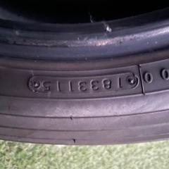 225/55R18 タイヤ　４本