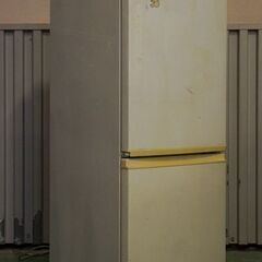 1212 【商談中】【取引中】シャープ SHARP 2ドア冷蔵庫...