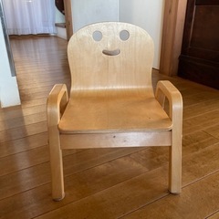 【ネット決済】値下げ 子供椅子 木製 にこにこフェイス