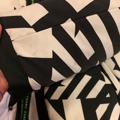 新品タグ付き❗️NUMERALS ダウンジャケット