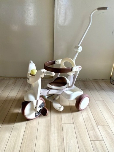 iimo 三輪車　ジェントルホワイト　赤ちゃん　子供