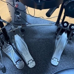 電子ドラム　Roland製　定価30万くらいだったやつ