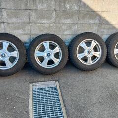 215/65R16スタッドレスタイヤ