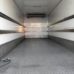 【香取市山之辺】No.M-45【税込み170000円です】保冷コンテナ 床はアルミ縞板 長さ約605cm×幅230cm×高さ240cmくらい 配送可