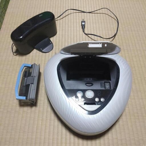 Panasonic製ロボット掃除機　ルーロ(MC-RS200)