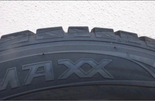 【値引き】スタッドレスタイヤ 195/65R15 バリ溝 ワンシーズンのみ美品