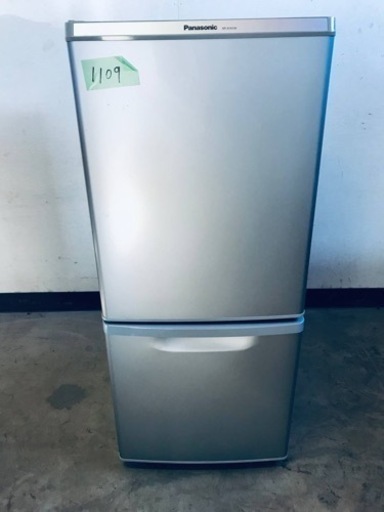 1109番 Panasonic✨ノンフロン冷凍冷蔵庫✨NR-B145W-S‼️