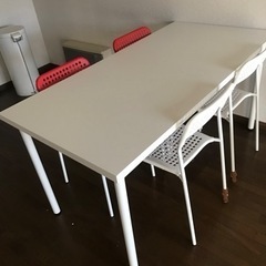 IKEA テーブルと椅子　無料でお譲りします