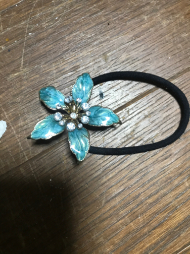 綺麗なゴムの髪留め さんだらばっち商店街 荒尾の生活雑貨の中古あげます 譲ります ジモティーで不用品の処分