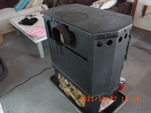 オランダ製薪ストーブ WANDERS ALTERNA 快適に使用中のものです！