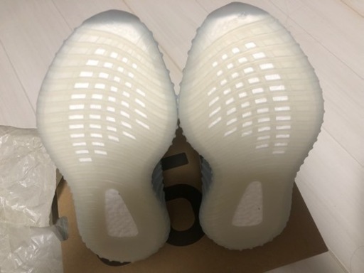 スニーカー YEEZY 350