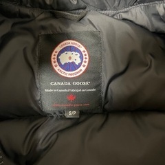 カナダグースダウンベスト