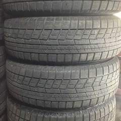 215/60R16 ヨコハマ スタッドレスタイヤ 4本