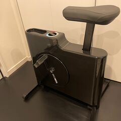 BIKEBOX コンパクトに収納できる四角いフィットネスバイク