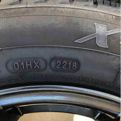 緑日様　スタッドレスタイヤ　ホイールセット　中古