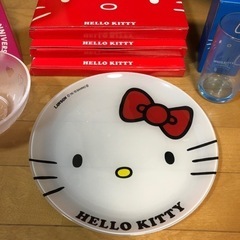 Hello Kitty プレート、ボウル、カップセット
