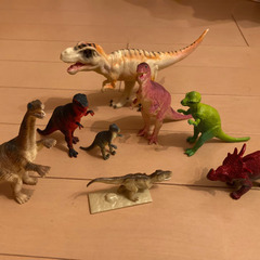 恐竜フィギュアセット　