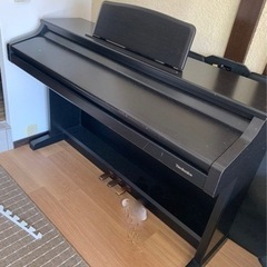 電子ピアノ　3000円