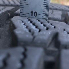 バリ溝　スタッドレス　215/60r16  4本セット