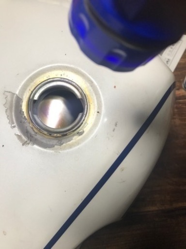 RZ250 タンク ベース 塗り替えに