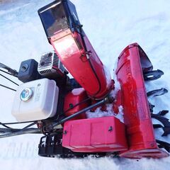 稼働中のホンダ除雪機 HS55