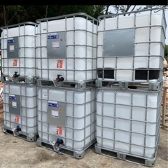 本日限定価格　1000リットルタンク