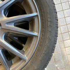 VELVA ホイール付きスタットレスタイヤ