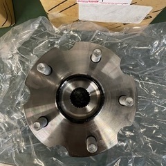 ルミオン四駆リヤハブベアリング新品