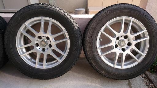ブリザックREVO1 スタッドレスタイヤ 215/60R16