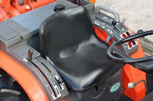 SOLD OUT】クボタ トラクター ASTE A-14 14馬力 4WD 尾輪 モンロ