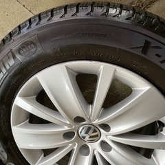 VW（フォルクスワーゲン）シャラン純正アルミホイール、スタッドレス付