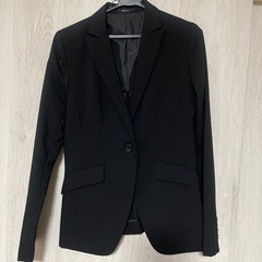 【コムサ】女性用ブラックスーツ
