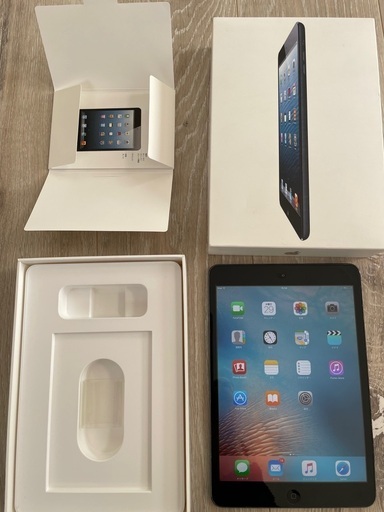 箱付き　Apple iPadmini wifiモデル　16G