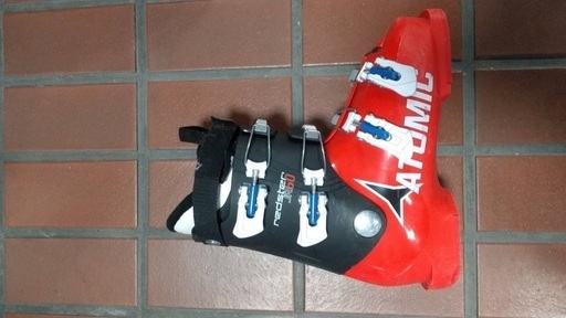 商談中 クリアランス atomic スキー板、靴、ストック 