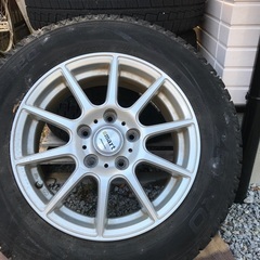 スタッドレスタイヤ　ホイル　ジャッキつき