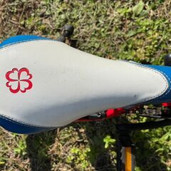 ヨツバサイクル　 16インチ　ヒーローレッド