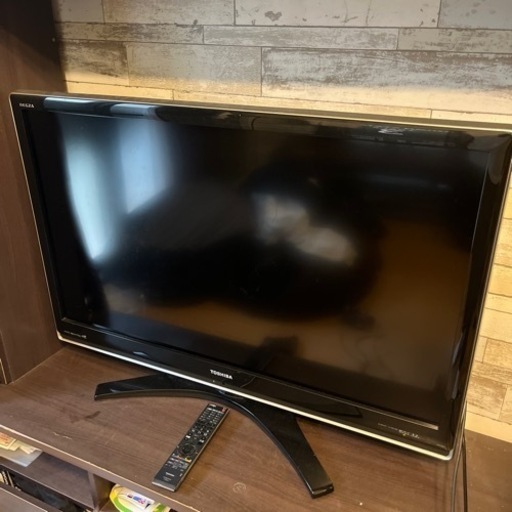 テレビ42インチ