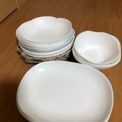 白いお皿
