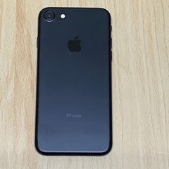 美品 Apple iPhone 7 128GB SIMフリー(S...