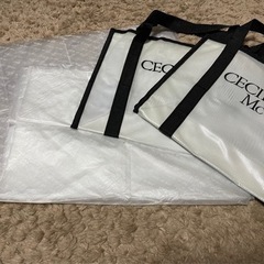 【中古】CECIL McBEEのビニール袋とショップ袋