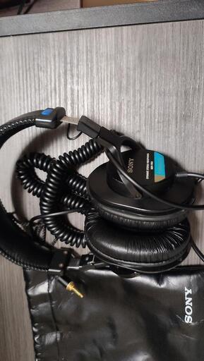 Sony Professional Large Diaphragm Headphones - Black LN124171 - MDR-7506/1