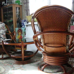 籐チェアー、テーブル３点セット　※値下げしました