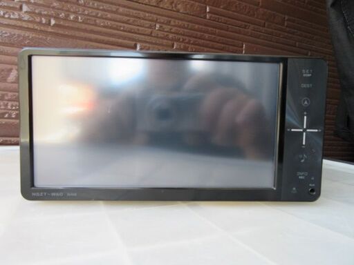 トヨタ純正 SDナビ 7インチワイド型 フルセグ・Bluetooth・DVD/CD
