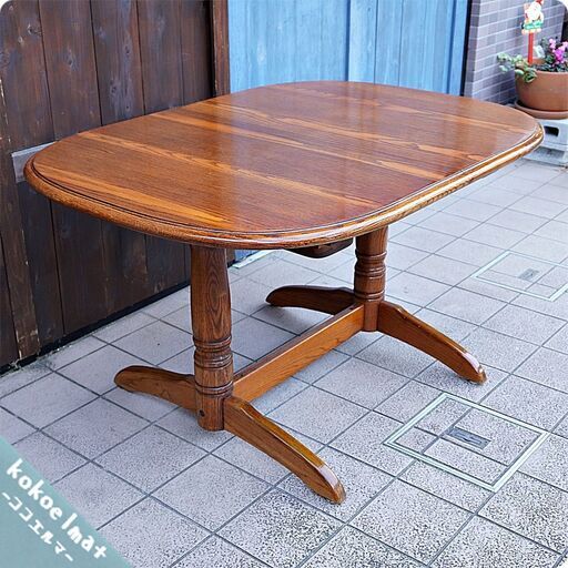 Shin Lee（シンリー）の伸長式ダイニングテーブルです。アンティーク調のデザインが魅力のエクステンションテーブル。ワンランク上の英国カントリー風な暮らしでお部屋を上質な空間に。BL432
