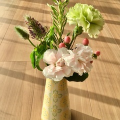 北欧調 大人かわいいフラワーベース イエローフラワー花瓶 花器 はるまき 標津のその他の中古あげます 譲ります ジモティーで不用品の処分