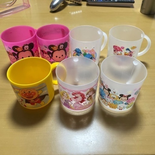 ディズニープラスチックコップ6個アンパンマンコップ1個 よしえ 八軒のその他の中古あげます 譲ります ジモティーで不用品の処分